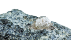 Read more about the article Lab-Grown Diamonds vs. Natural Diamonds…Weird Science?